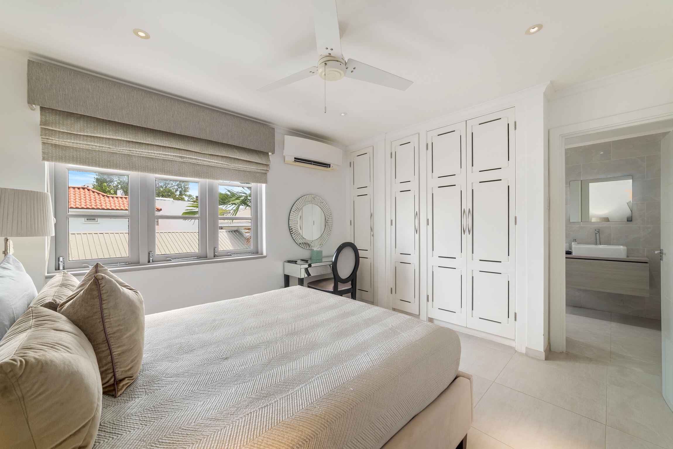  Image of  - 3 Bedrooms - 3 Bathrooms for Holiday Rentals in Paynes Bay-Barbados, Image 24