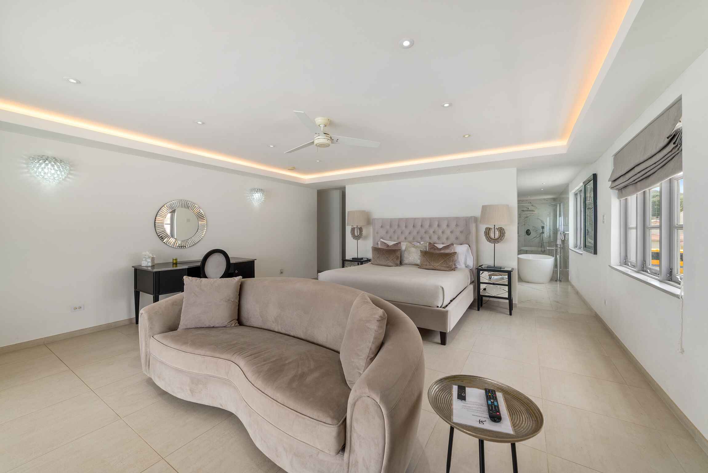  Image of  - 3 Bedrooms - 3 Bathrooms for Holiday Rentals in Paynes Bay-Barbados, Image 32