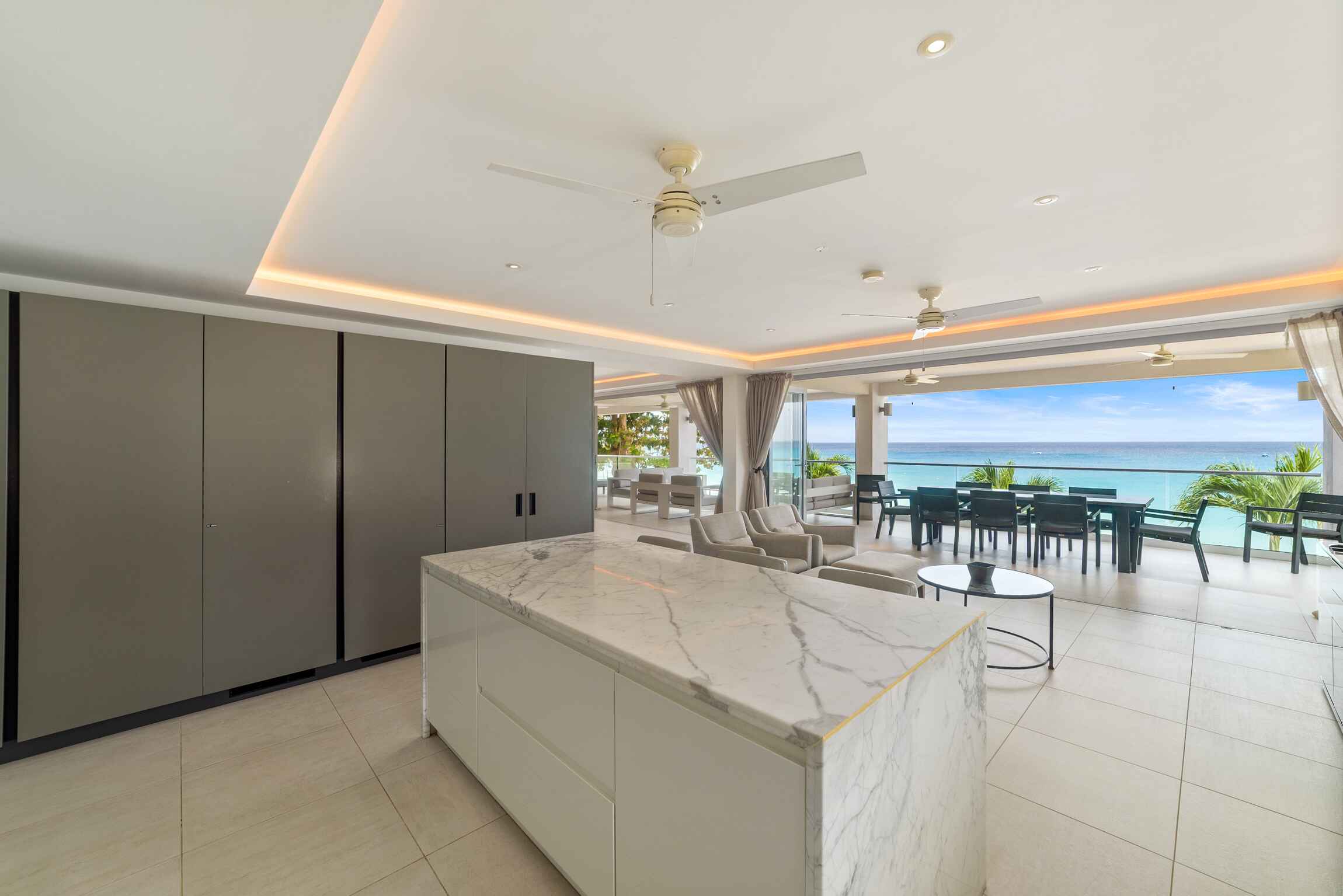  Image of  - 3 Bedrooms - 3 Bathrooms for Holiday Rentals in Paynes Bay-Barbados, Image 10