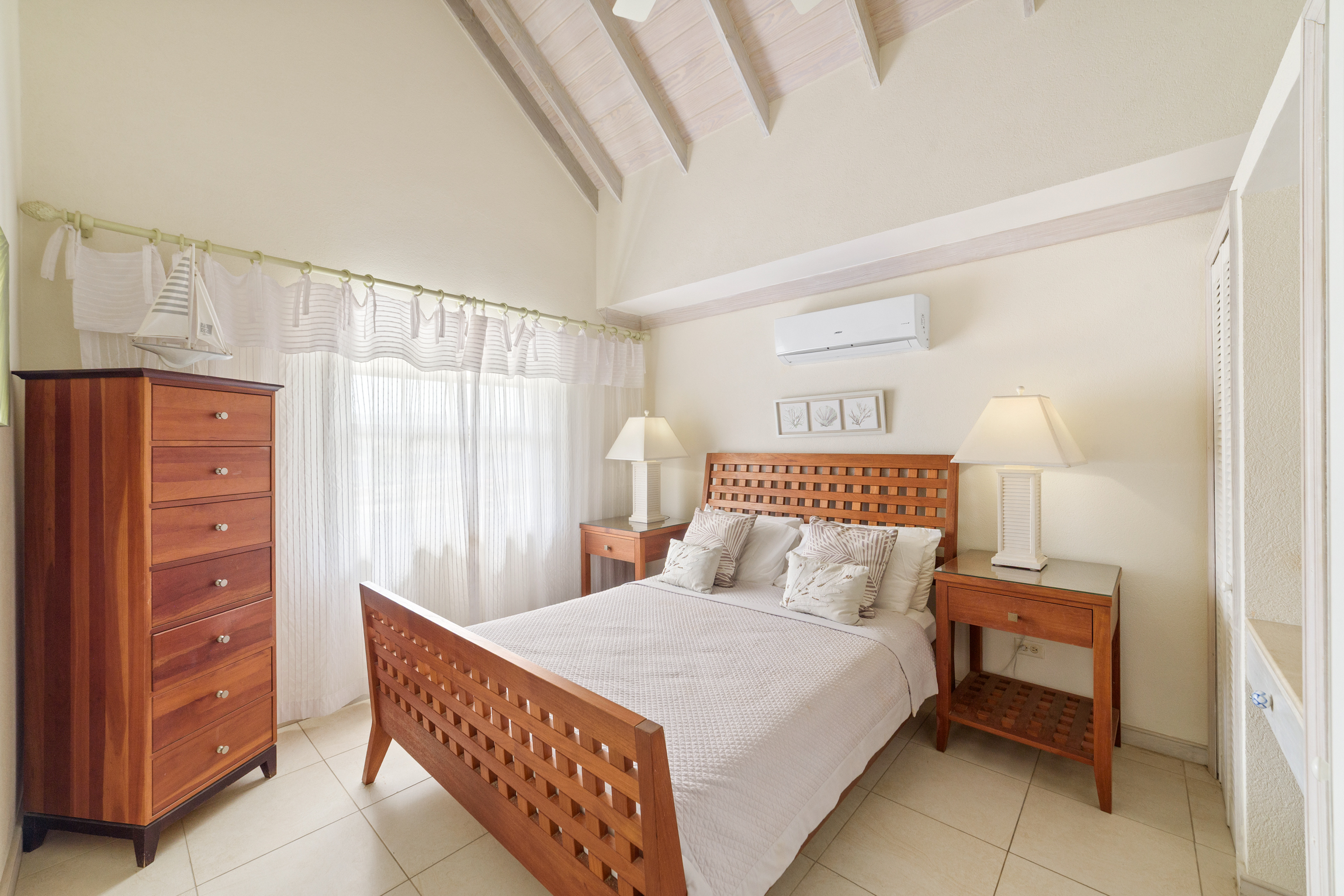  Image of Apartment - 2 Bedrooms - 2 Bathrooms for Holiday Rentals in Speightstown-Barbados, Image 23