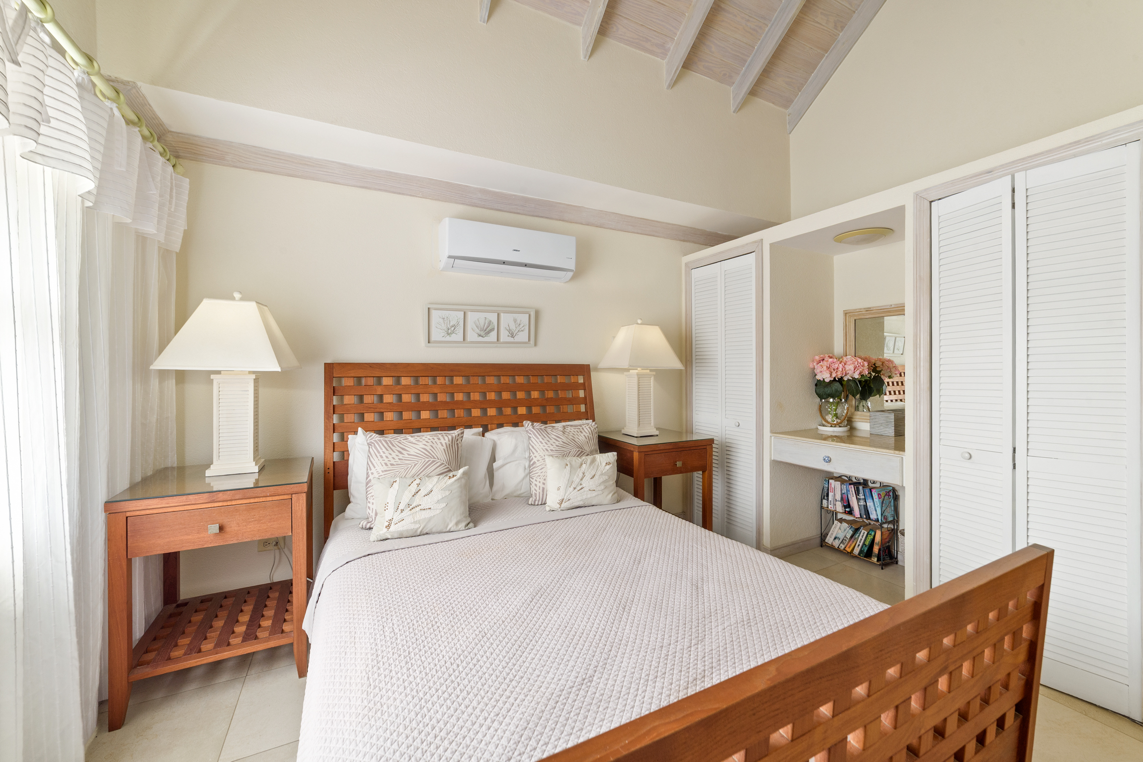  Image of Apartment - 2 Bedrooms - 2 Bathrooms for Holiday Rentals in Speightstown-Barbados, Image 24