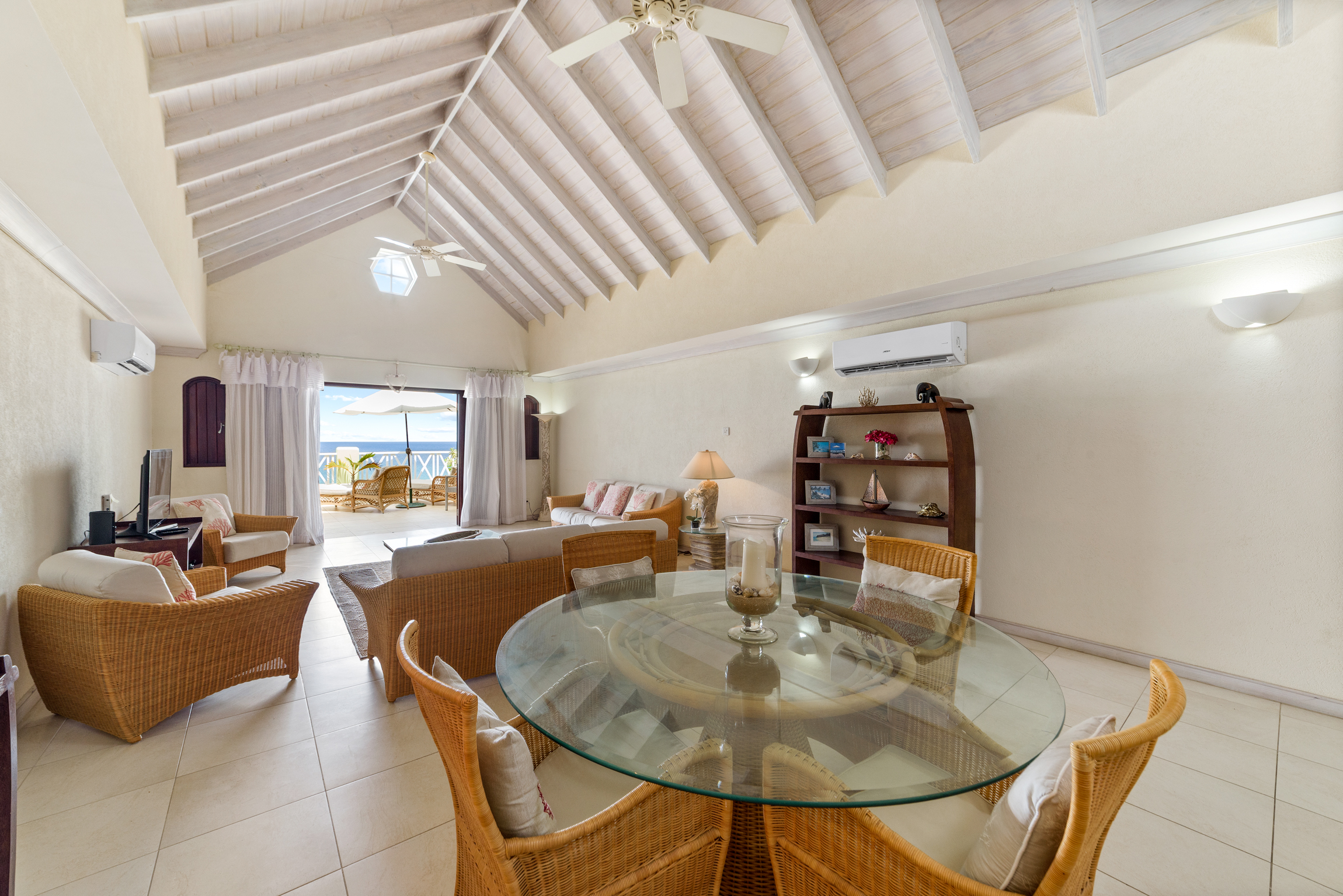  Image of Apartment - 2 Bedrooms - 2 Bathrooms for Holiday Rentals in Speightstown-Barbados, Image 10